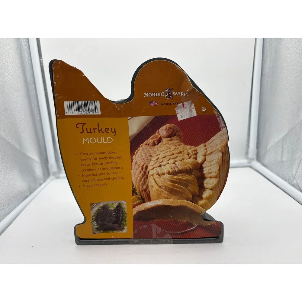 Nordic Ware Classic Turkey 3D Cake Pan Mold Cast Aluminum Thanksgiving USA